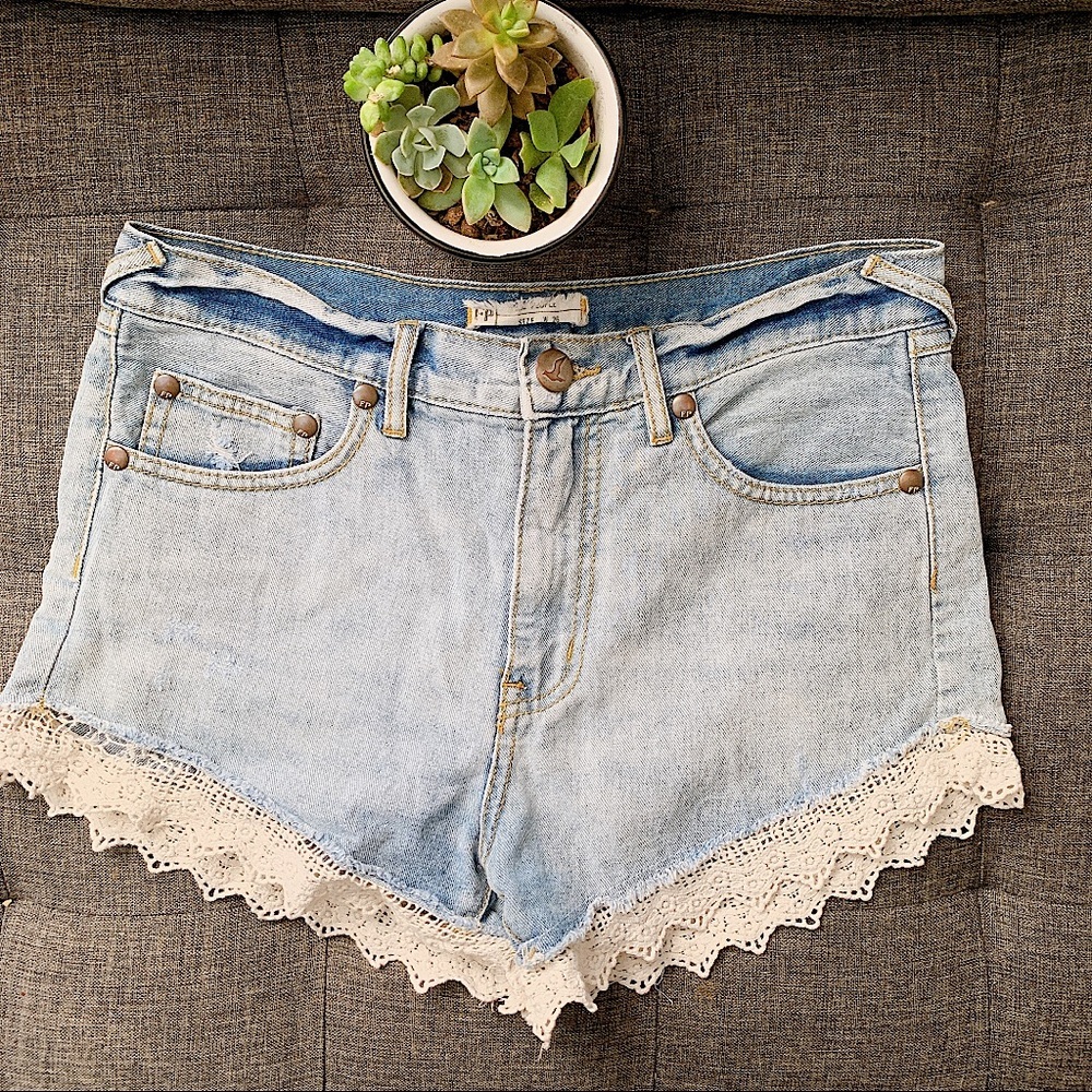 Free People Lace trim denim shorts Size 26